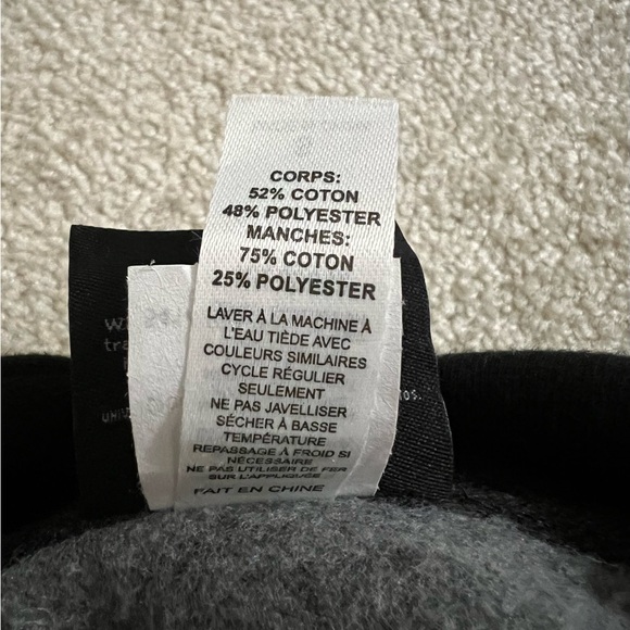 Universal Studio Harry Porter Hogwarts Crest Zip Up Hoodie - Picture 3 of 7